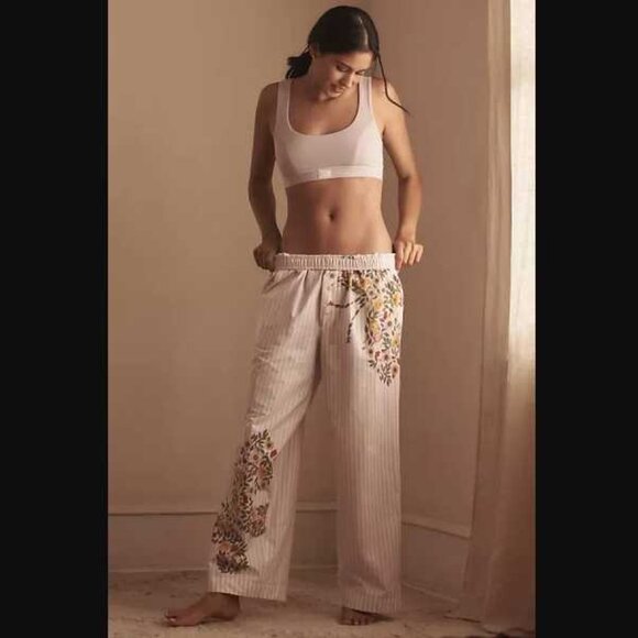 New S Anthropologie The Wren boxer sleep pajama pants in Lilac flower stripe